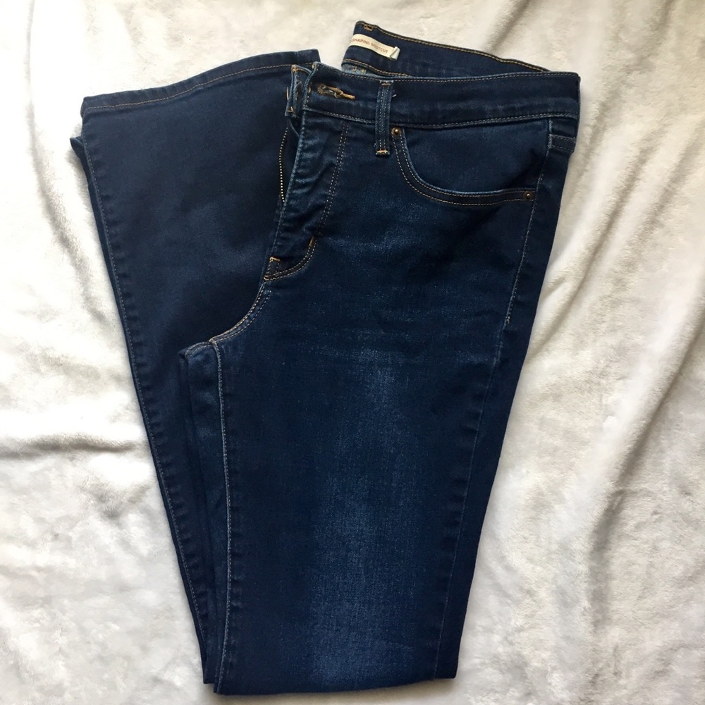 Levi’s shaping bootcut jeans
